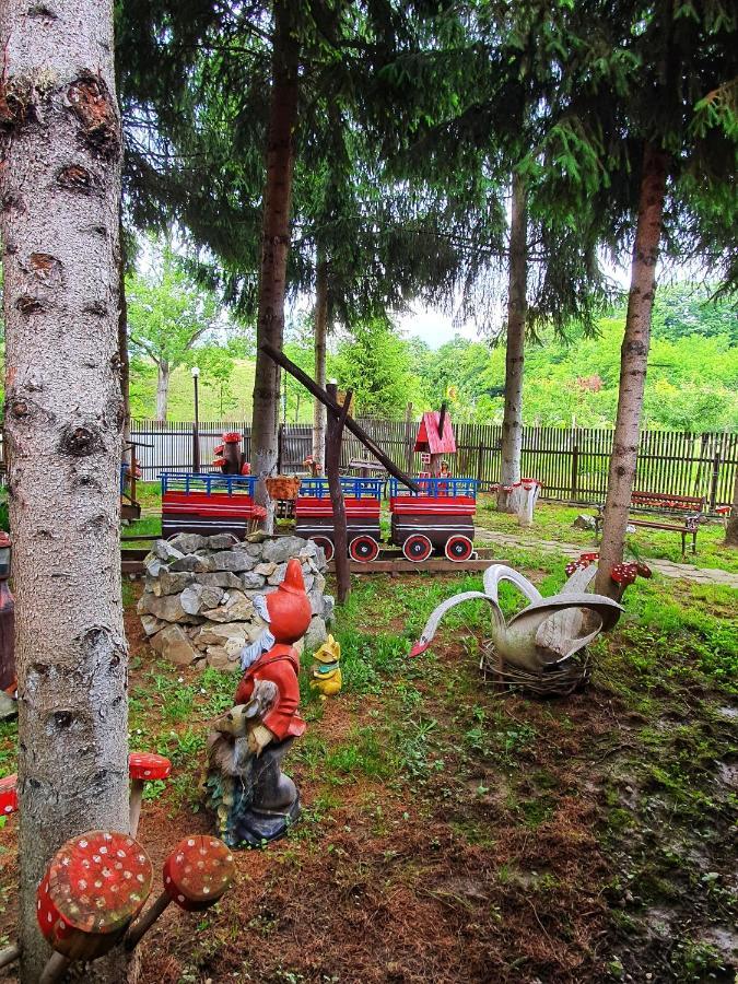 La Padure Hotel Perlő Kültér fotó