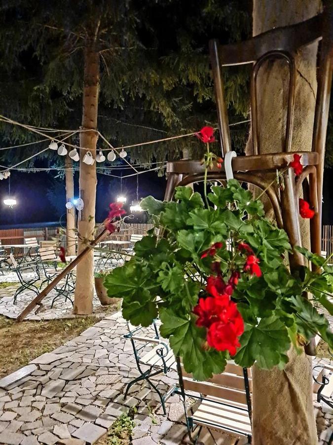La Padure Hotel Perlő Kültér fotó