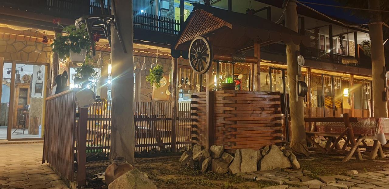 La Padure Hotel Perlő Kültér fotó