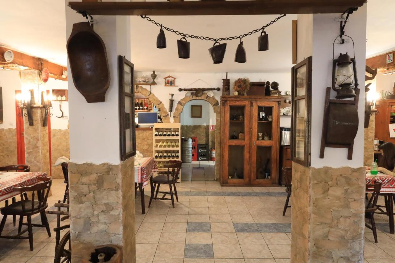 La Padure Hotel Perlő Kültér fotó