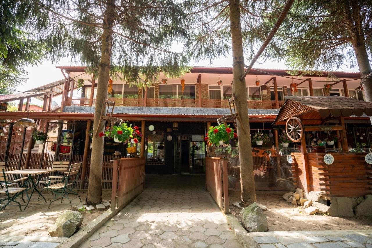La Padure Hotel Perlő Kültér fotó